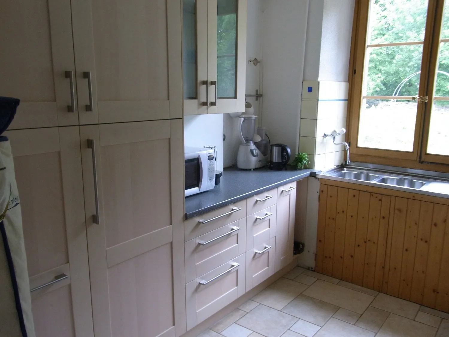 Appartement avec jardin dans charmante maison