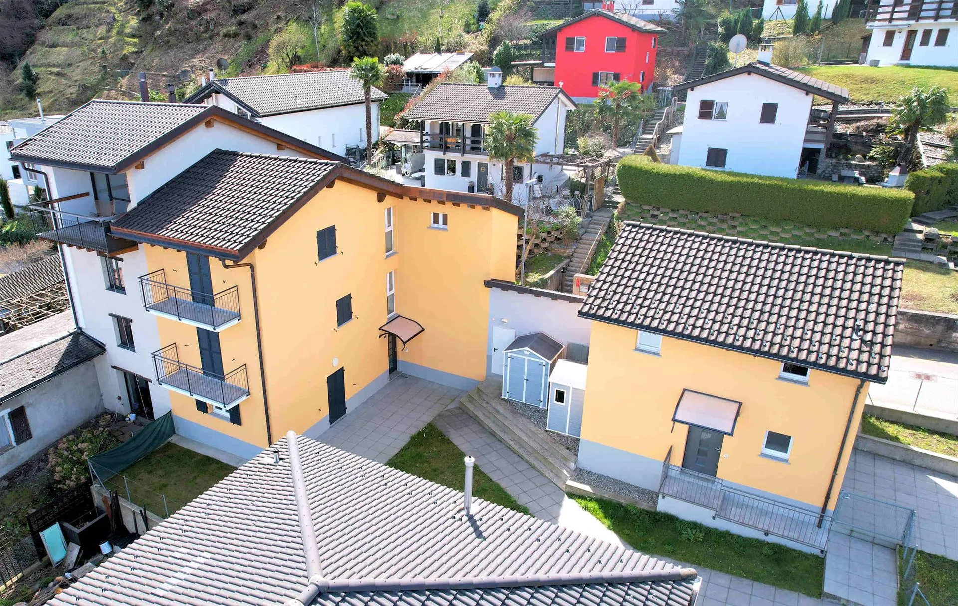 Case in collina per amanti del verde e della tranquillità