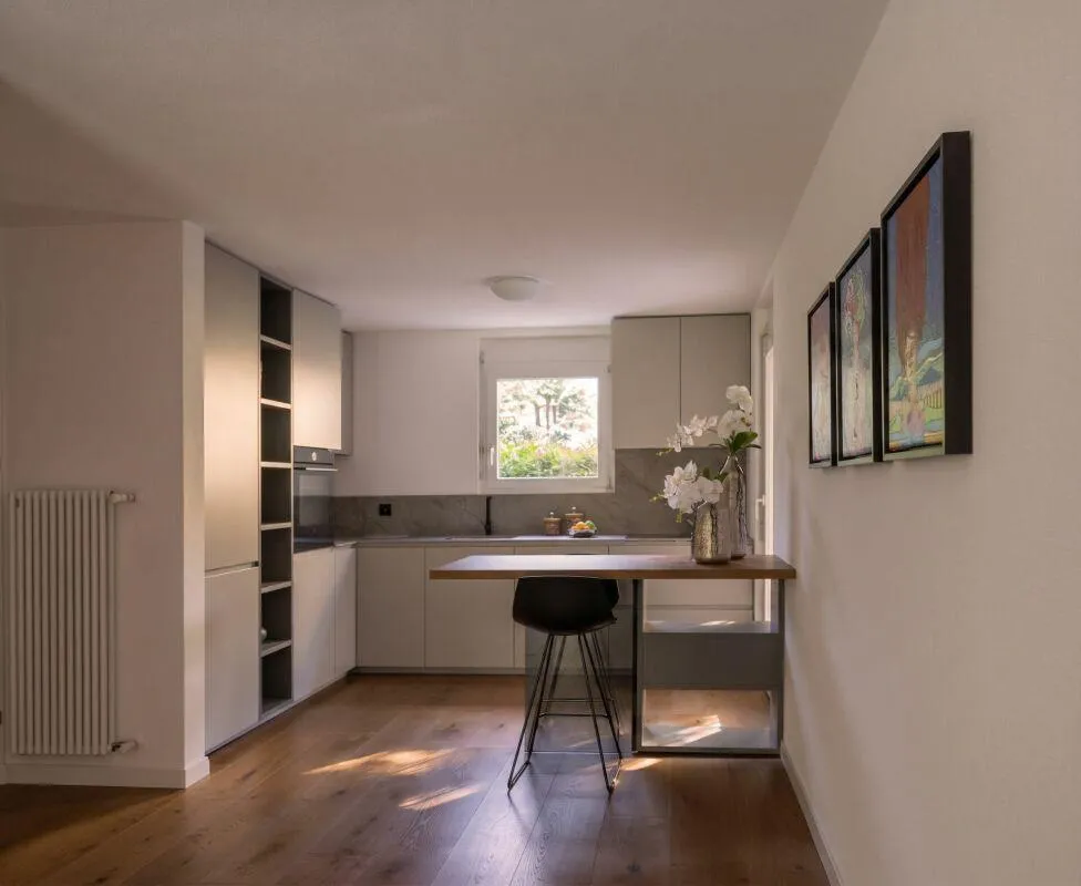 Ascona - Elegante appartamento con ampio giardino privato e camino ...