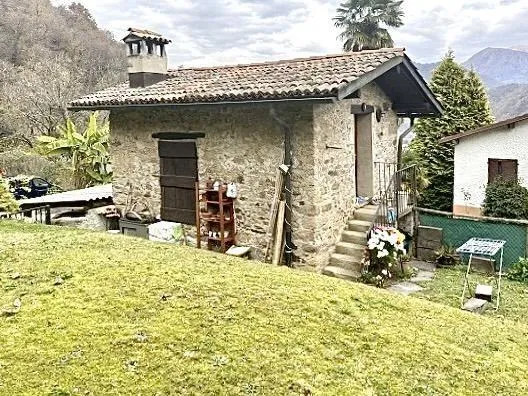 2 1/2-Zimmer-Rustico mit Garten an sehr ruhiger, sonniger Lage / ru...