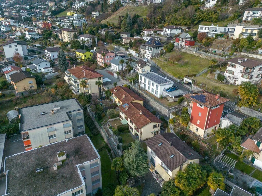 MINUSIO - ZU VERKAUFEN 4.5 ZIMMER-REIHENHAUS MIT PRIVATEM GARTEN