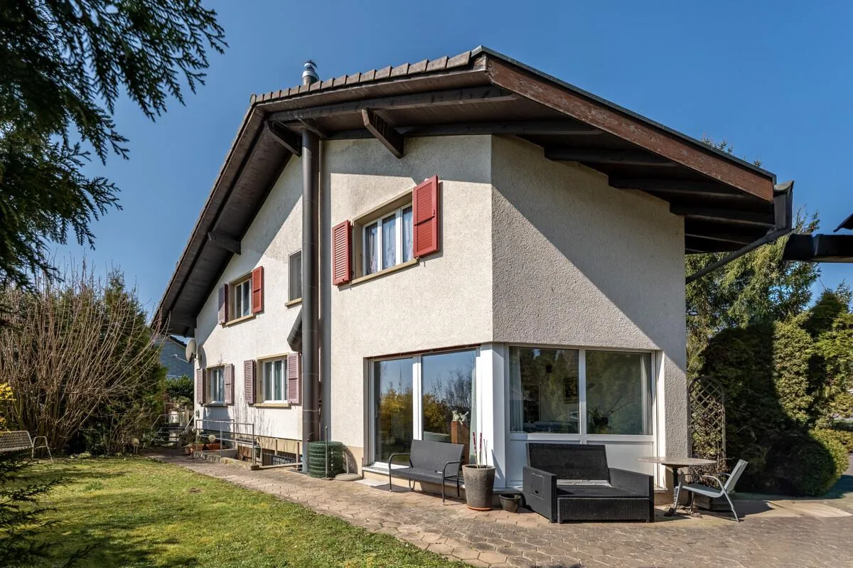 Vielseitiges Einfamilienhaus mit Sicht auf Aare