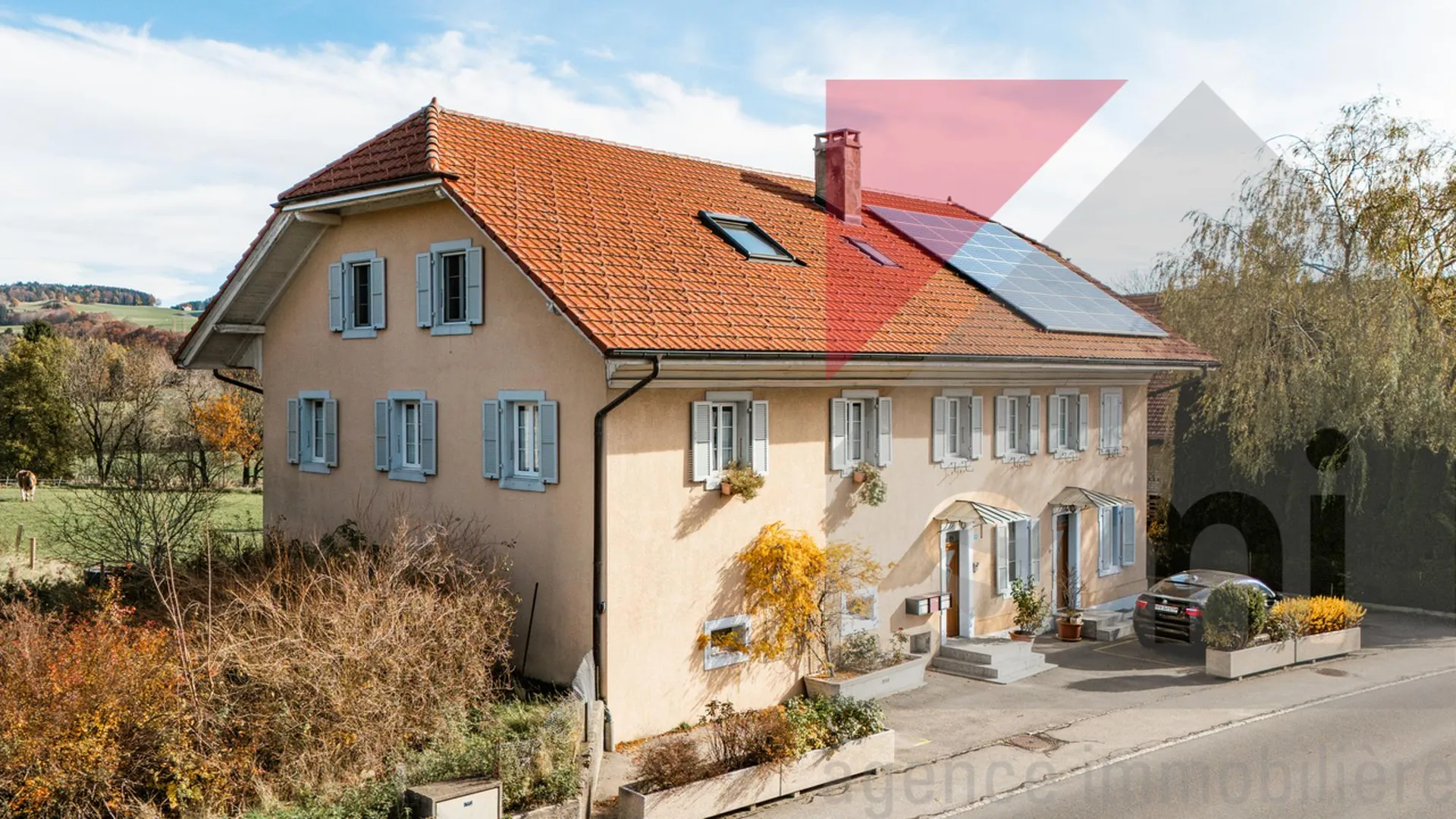 Petit immeuble de trois logements rénovés avec rendement locatif