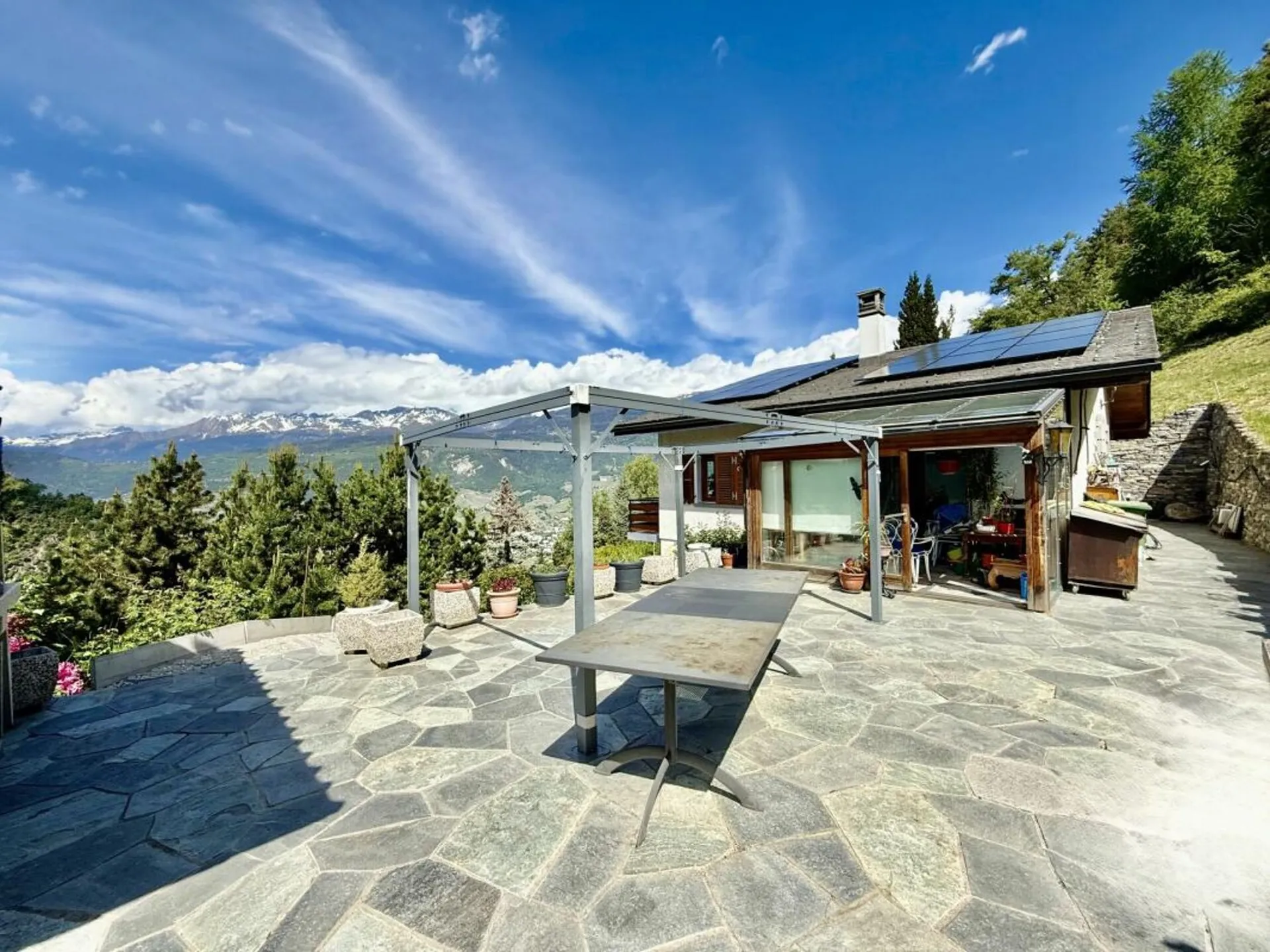 Maison individuelle avec terrain à bâtir