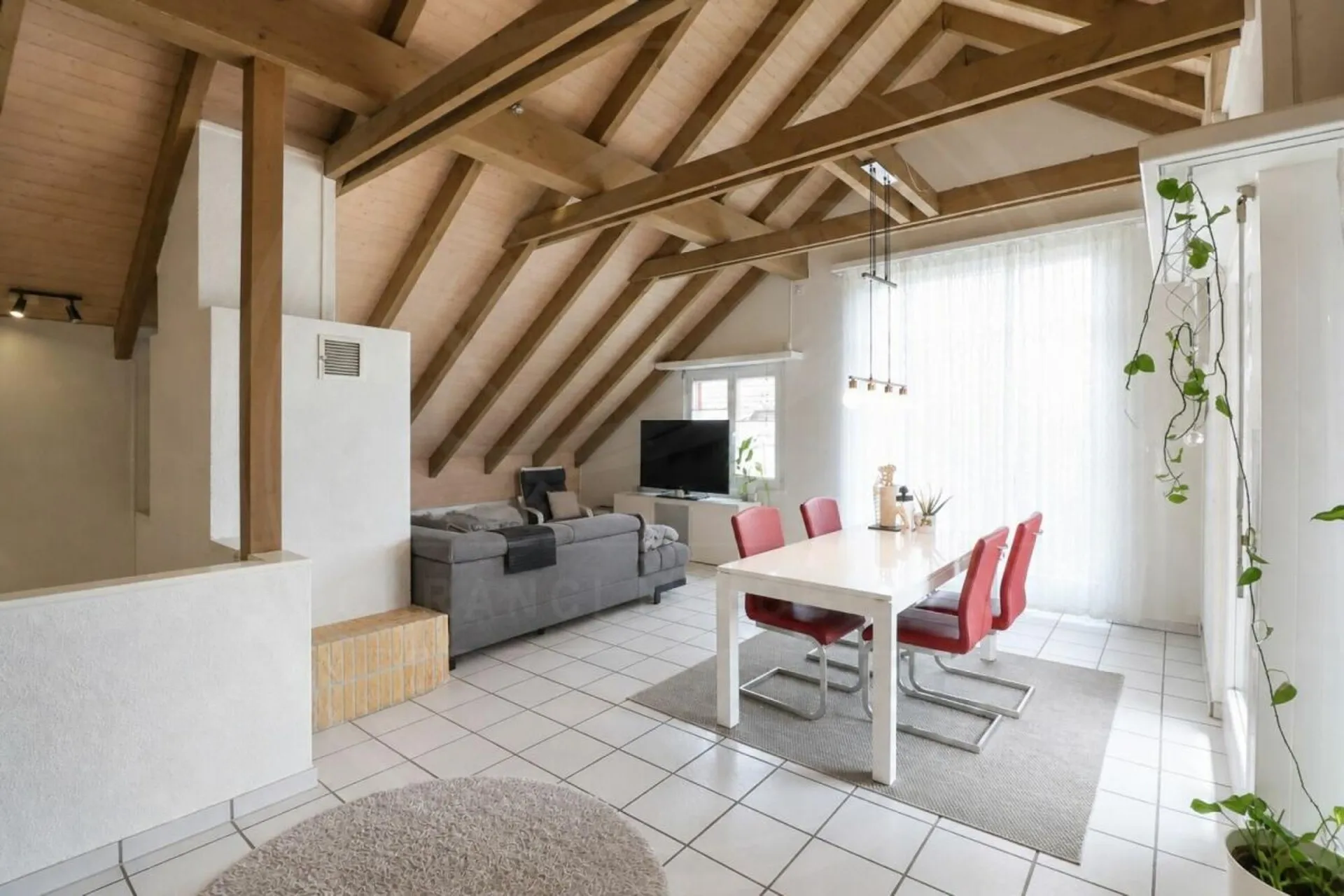 4½-Zimmer-Maisonette-Wohnung mit besonderem Wohncharakter Oberrohrdorf zu verkaufen