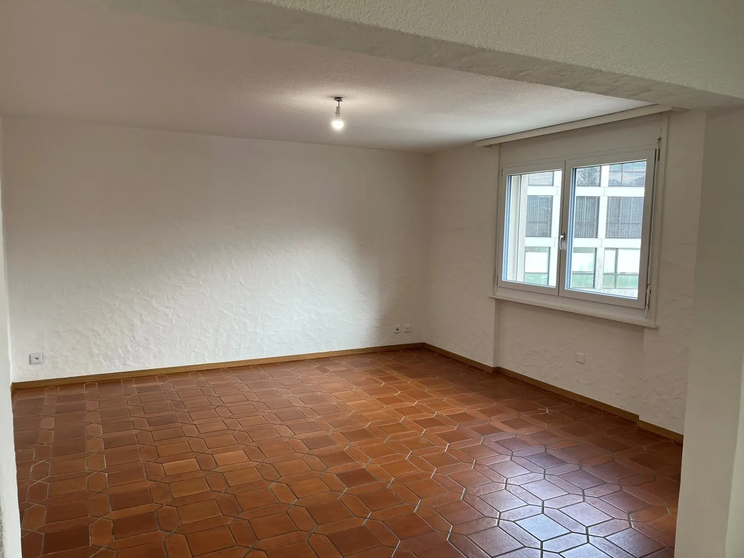 CHARMANT LOGEMENT RENOVE RECEMMENT