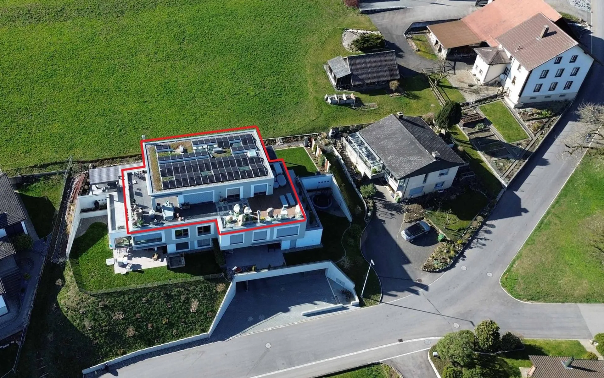 3.5 Zimmer Attika-Wohnung mit grosser Terrasse an schönster Aussichtslage.