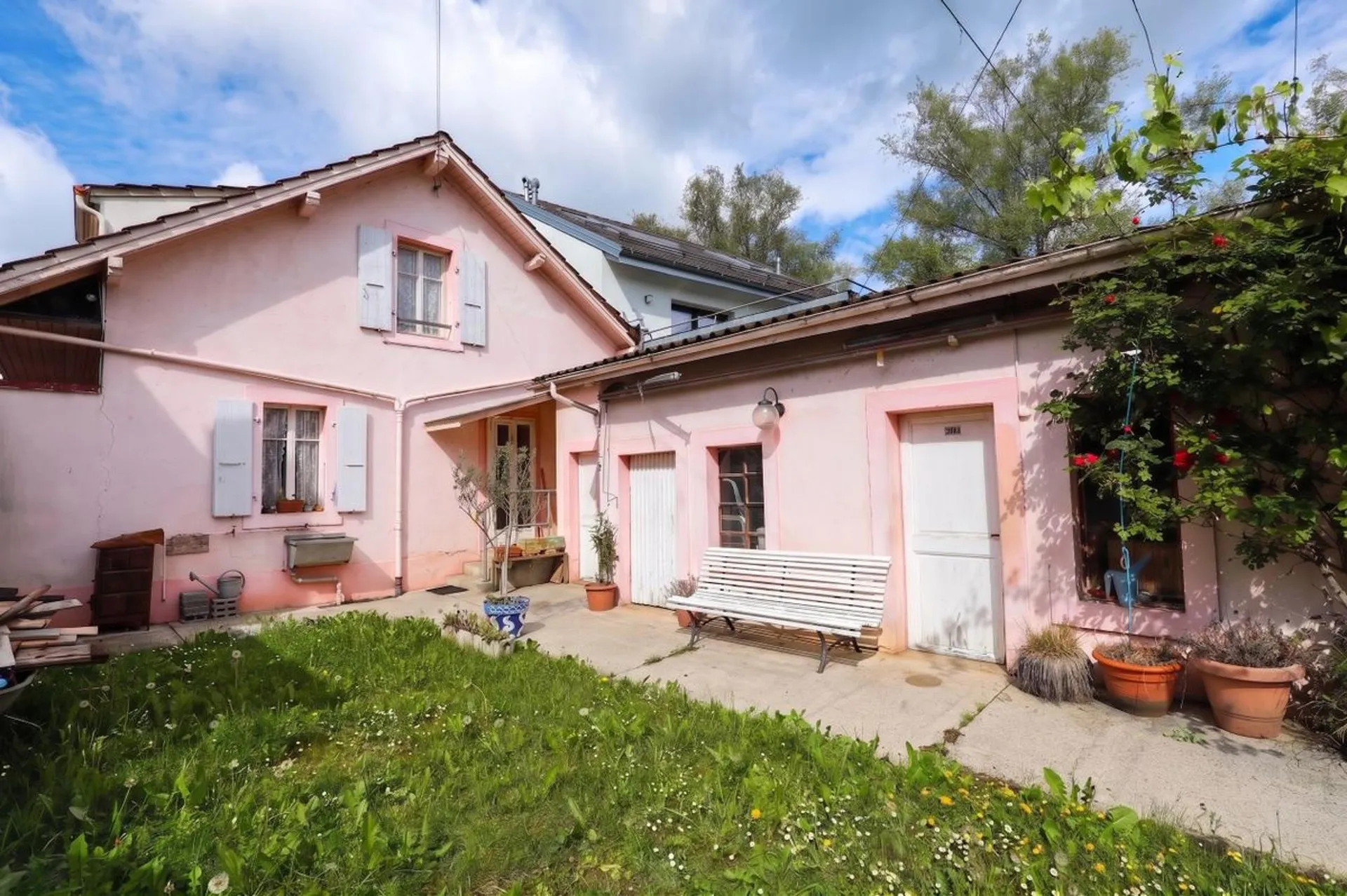 OPPORTUNITE UNIQUE ! Maison de 7 pièces à rénover dans un quartier prisé