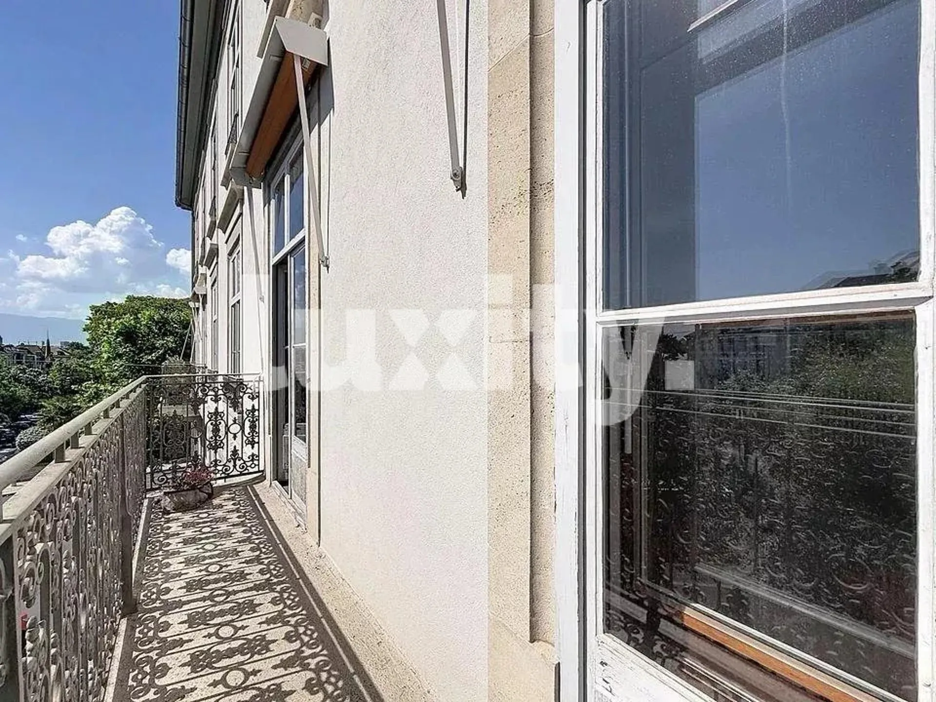 Appartement proximité immédiate du Parc des Bastions