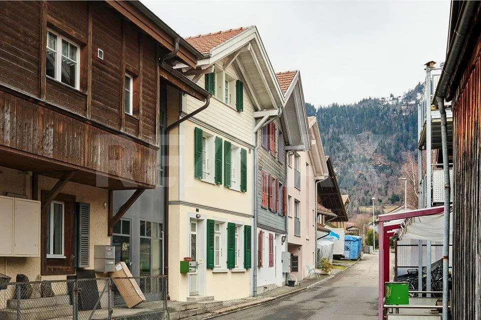 Charaktervolles Stadthaus an ruhiger Zentrumslage in Unterseen