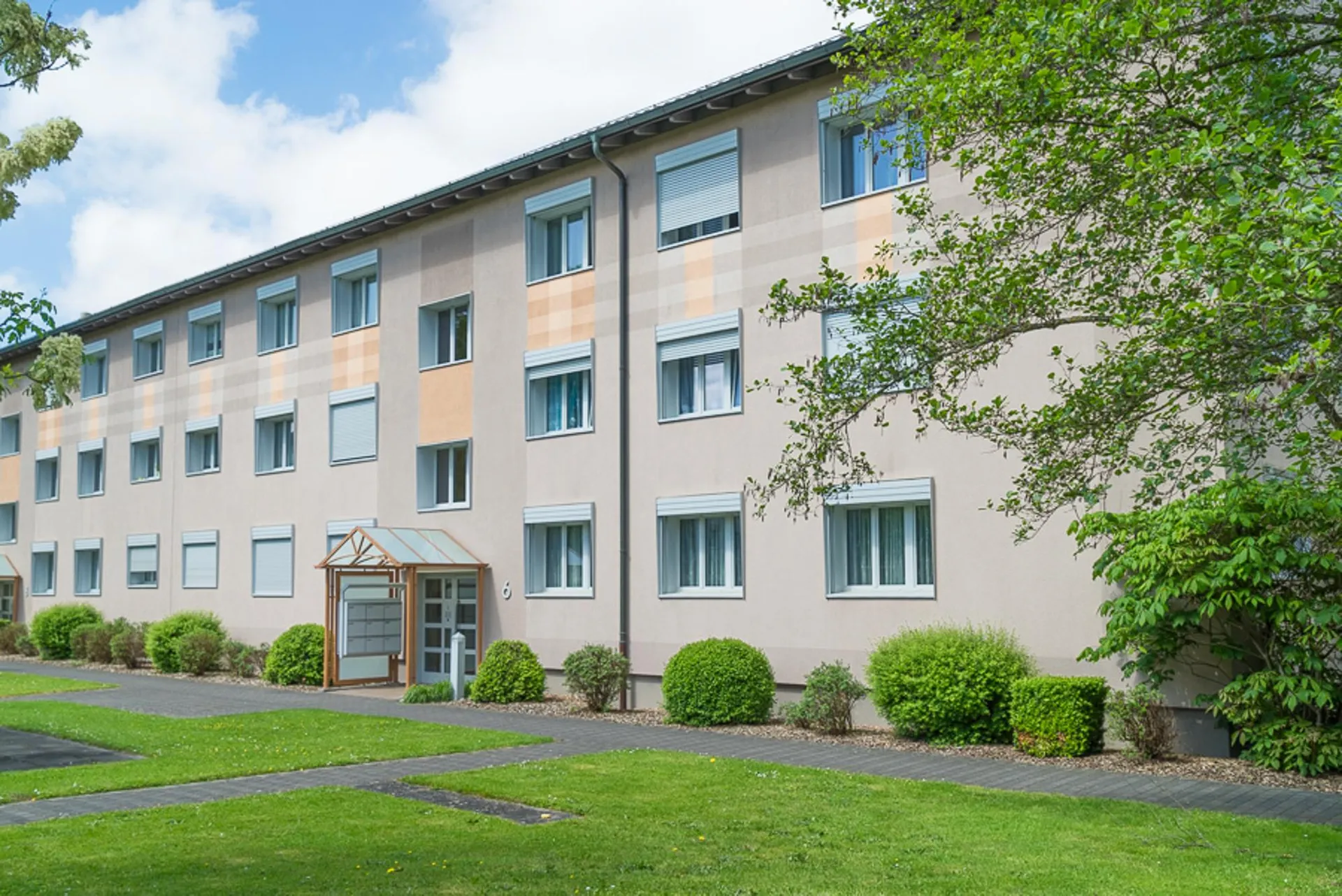 Grosszügige Wohnung in gepflegter Umgebung