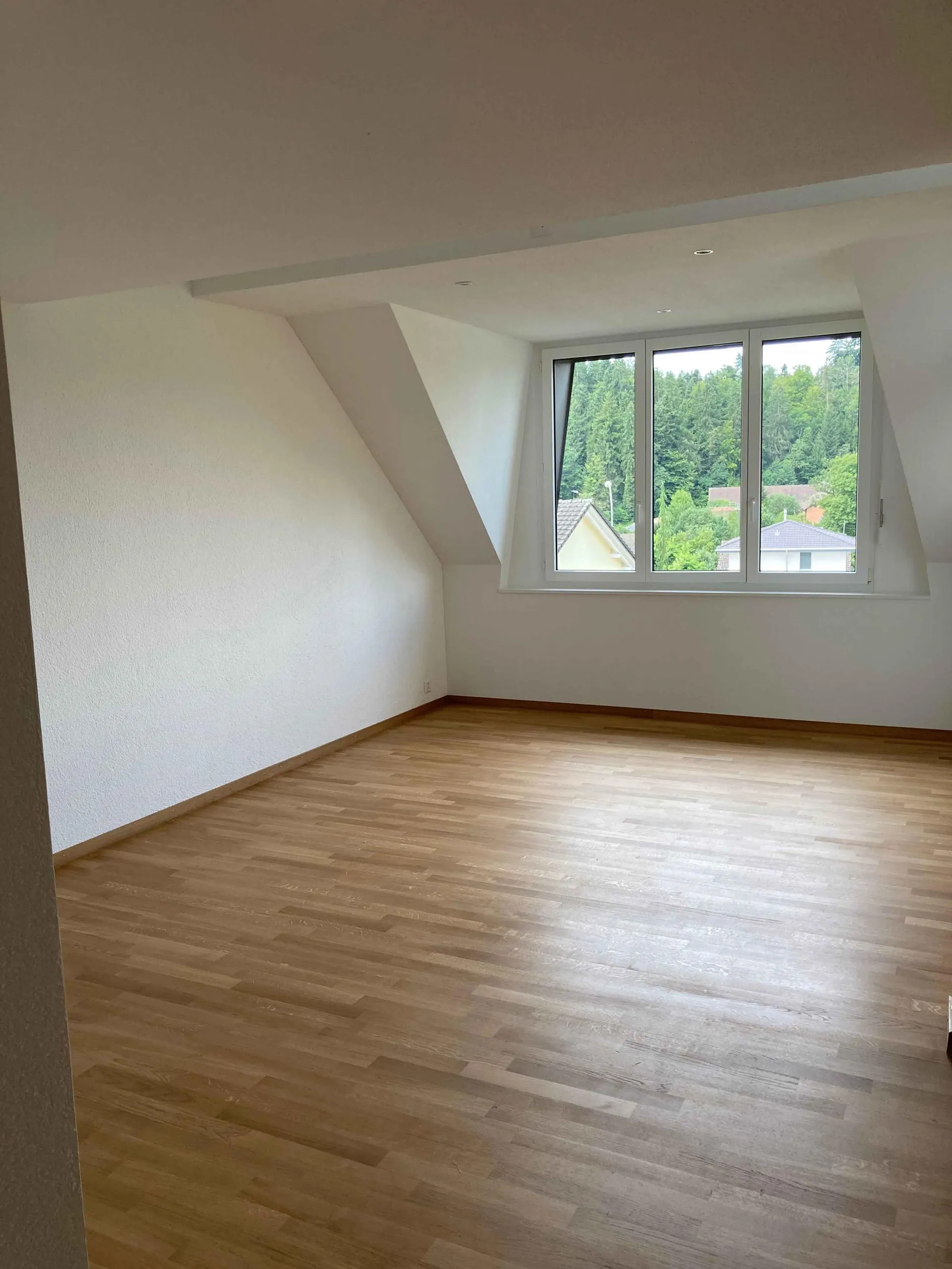 Tolle Maisonette-Attikawohnung in ländlicher Umgebung