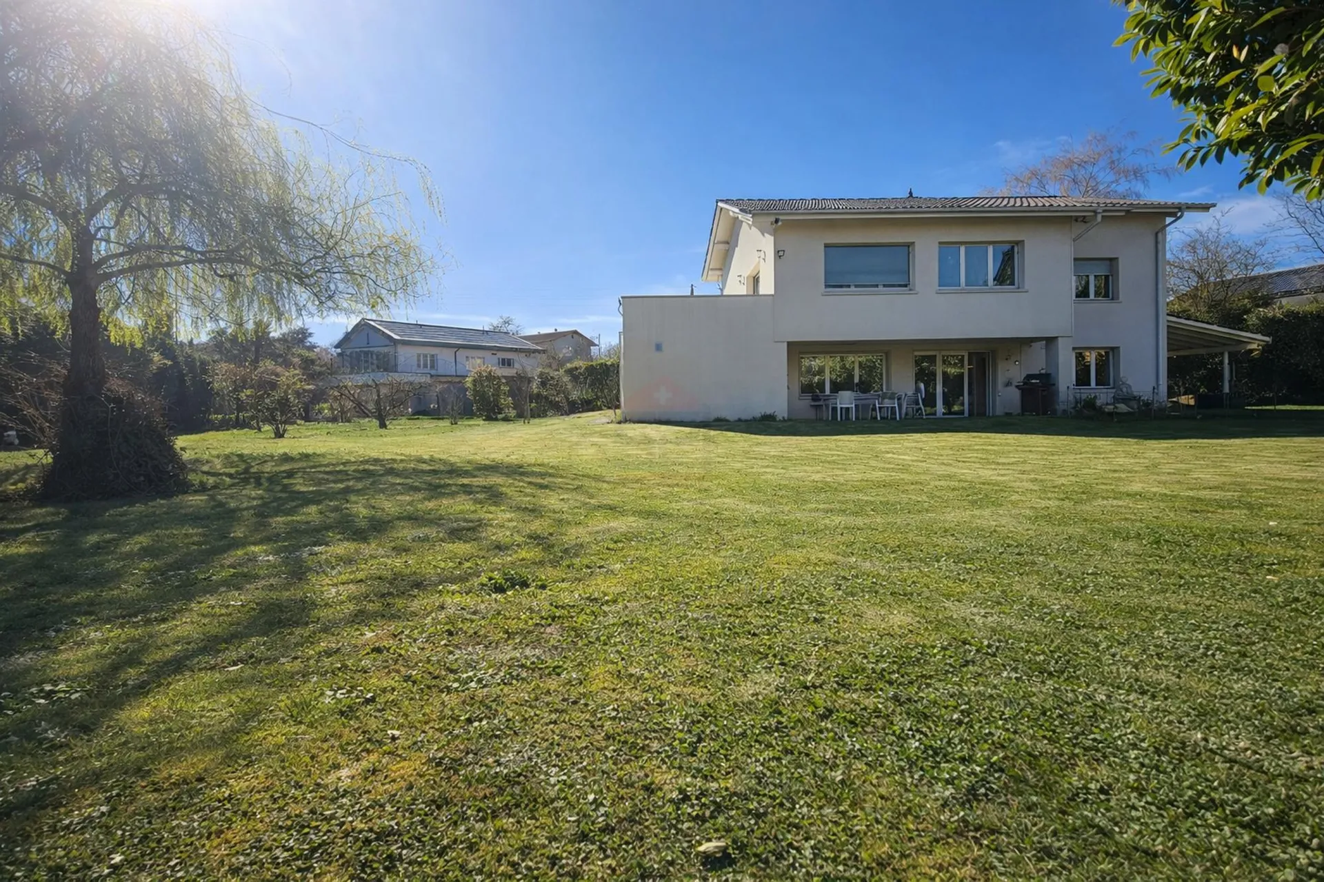 Elegantes Familienhaus mit großem, flachem Garten und hohem Potenzial ? Founex