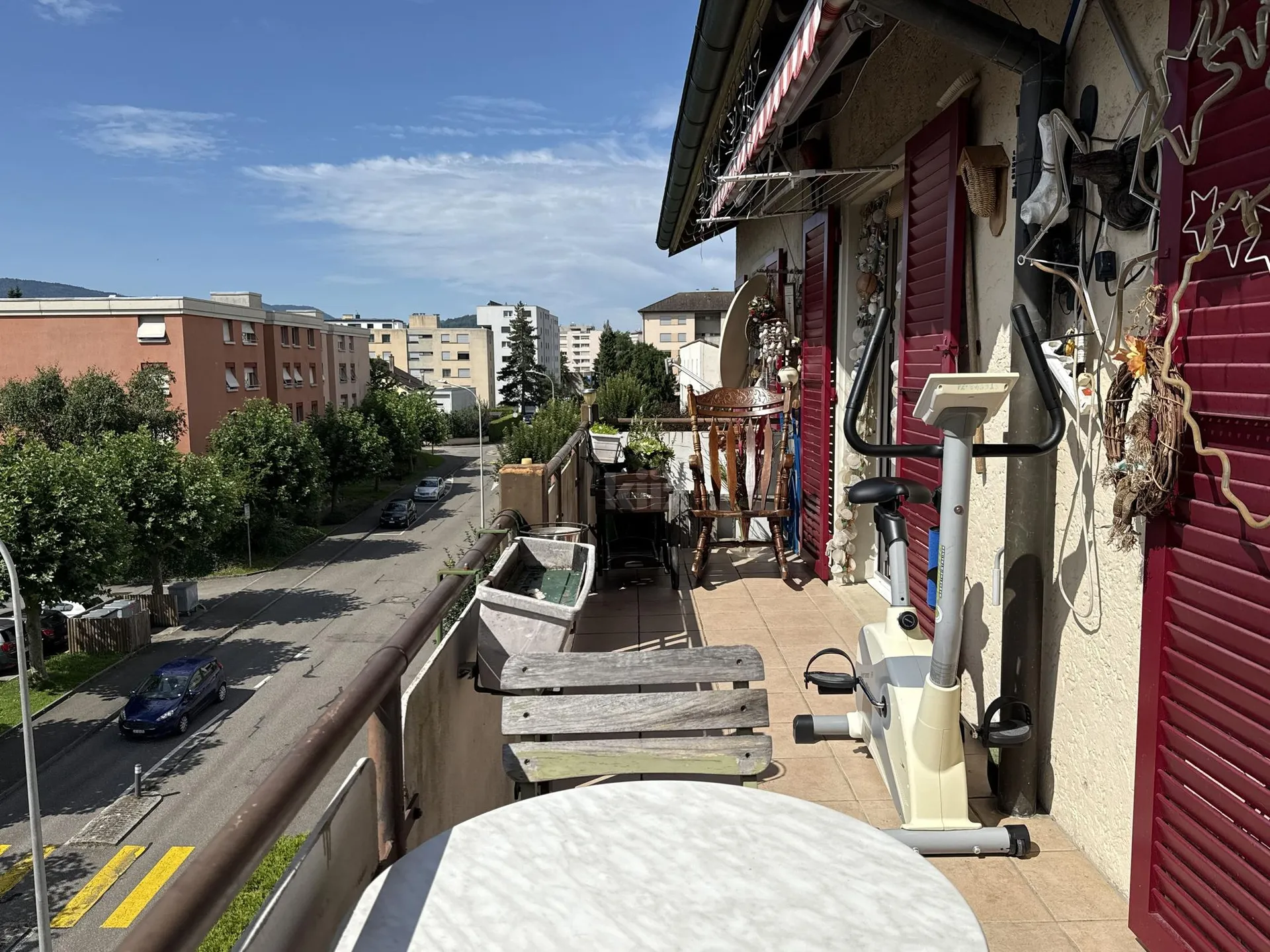 Charmant appartement de 4 pièces avec grand balcon