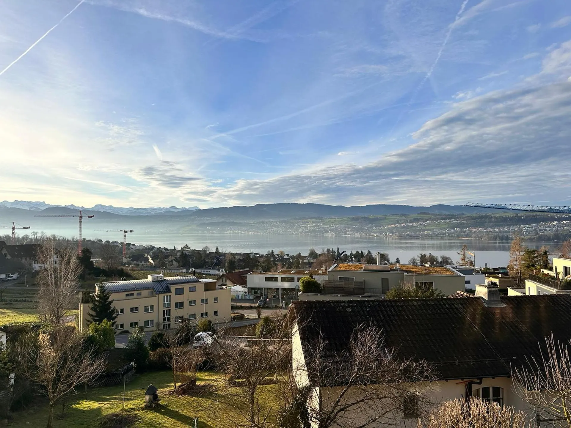 Befristet bis 30.06.2027 - Grosszügiges Einfamilienhaus mit Panoramasicht