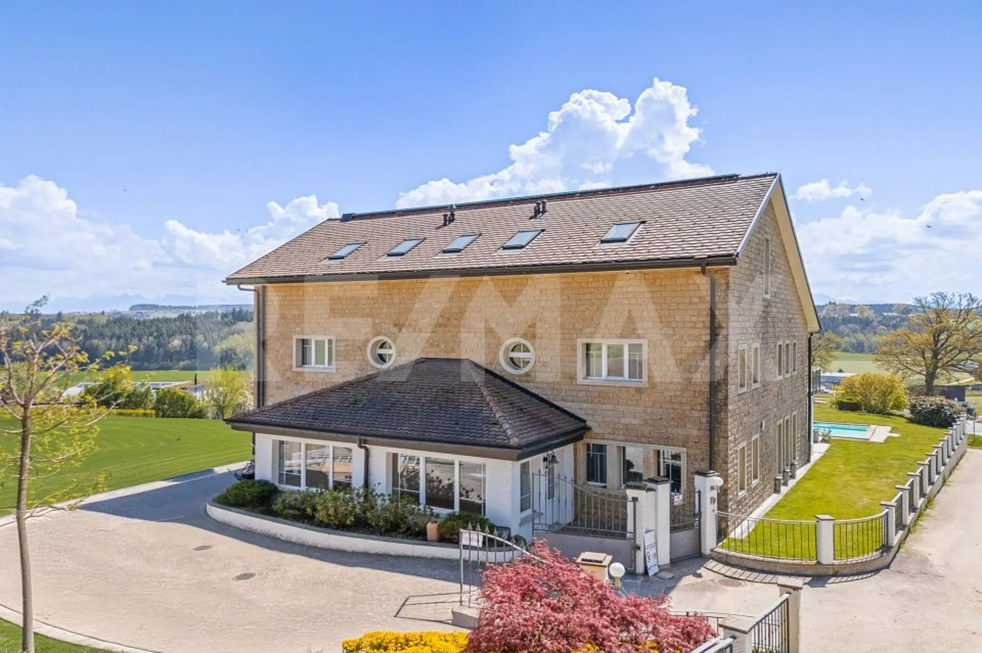 Maison d'exception 13 pièces sur 400 m² habitables