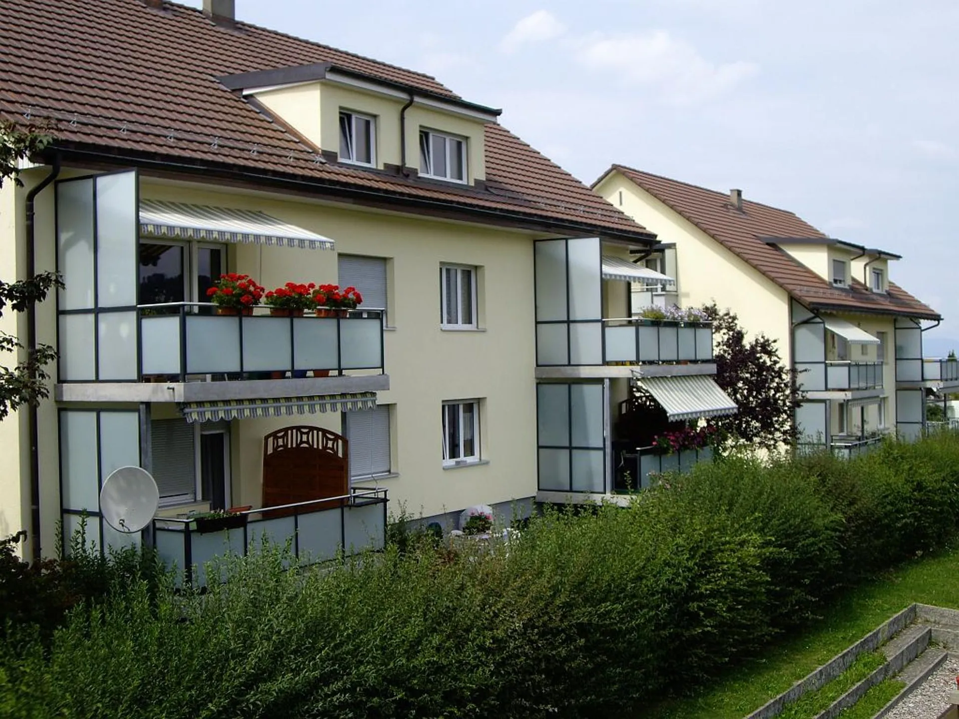 4-Zimmerwohnung, Parterre rechts