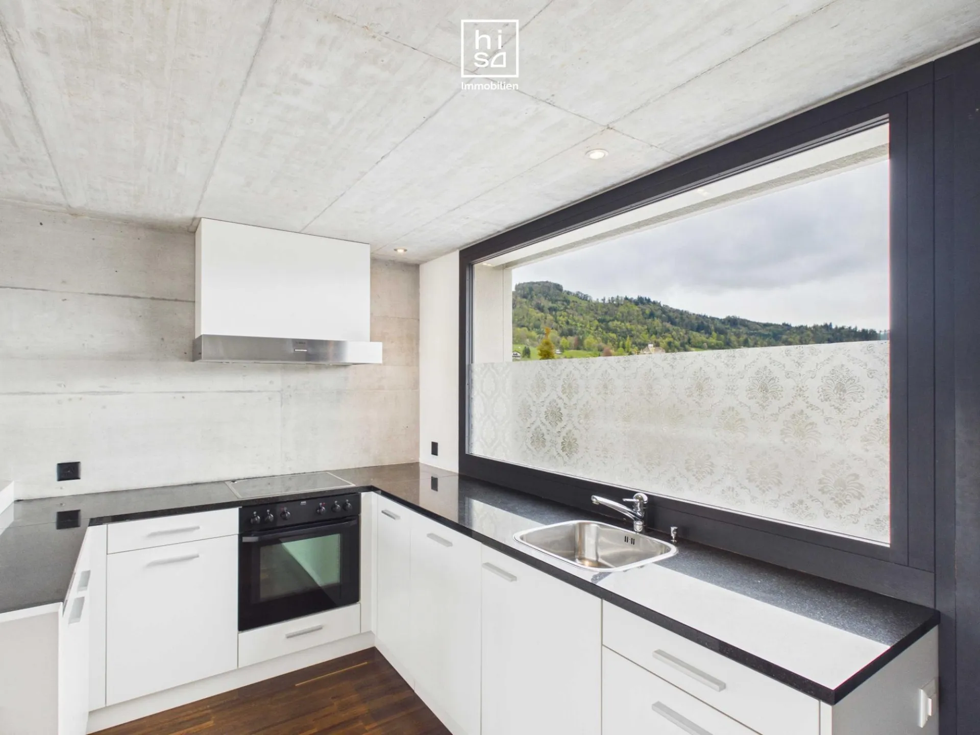 moderne 3.5-Zimmer Attikawohnung in Rebstein