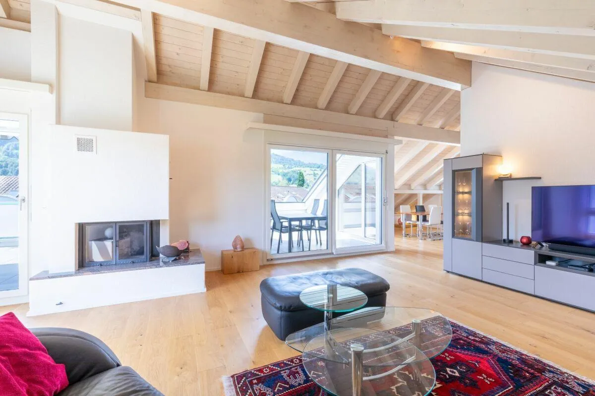 Geniale Dachwohnung an zentraler Lage