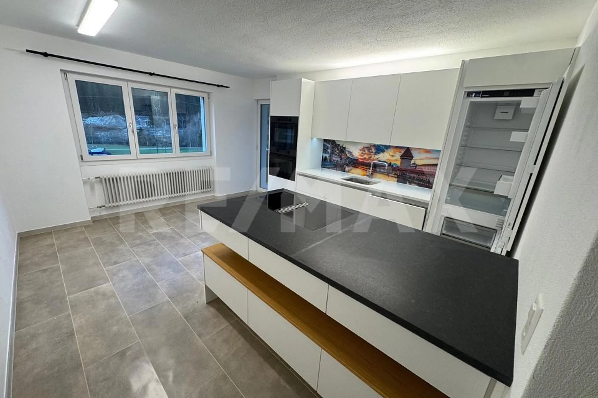 Attraktive 4 ½-Zimmerwohnung in Tavanasa  frisch saniert