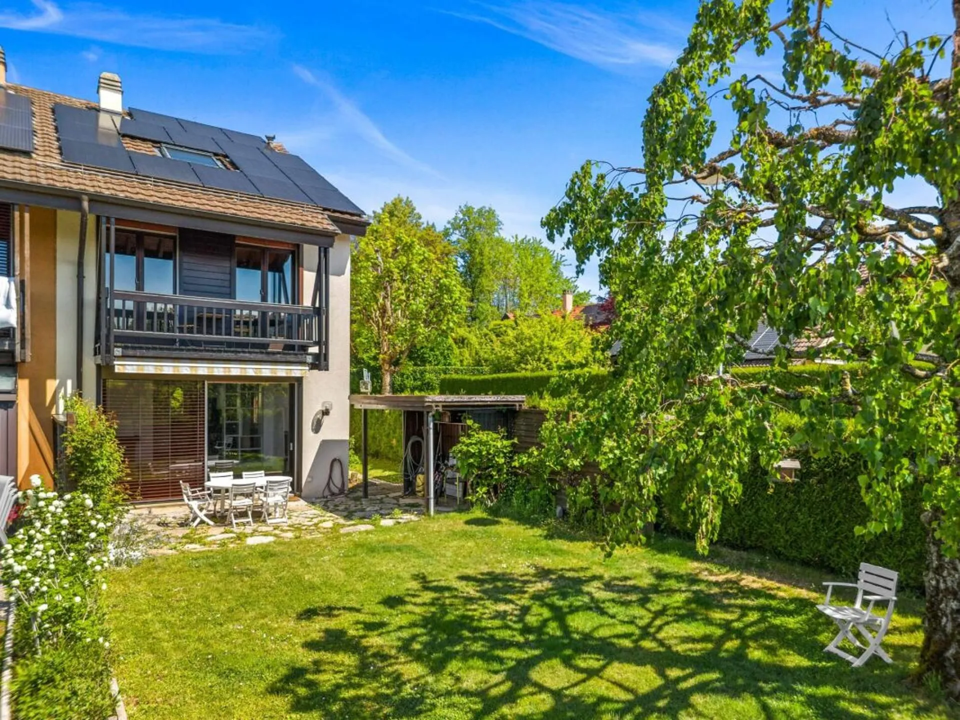 Charmante maison contiguë