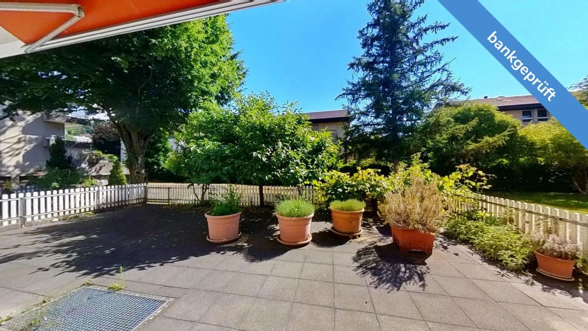 AgentSelly - Grosszügige Parterre-Wohnung mit Terrasse
