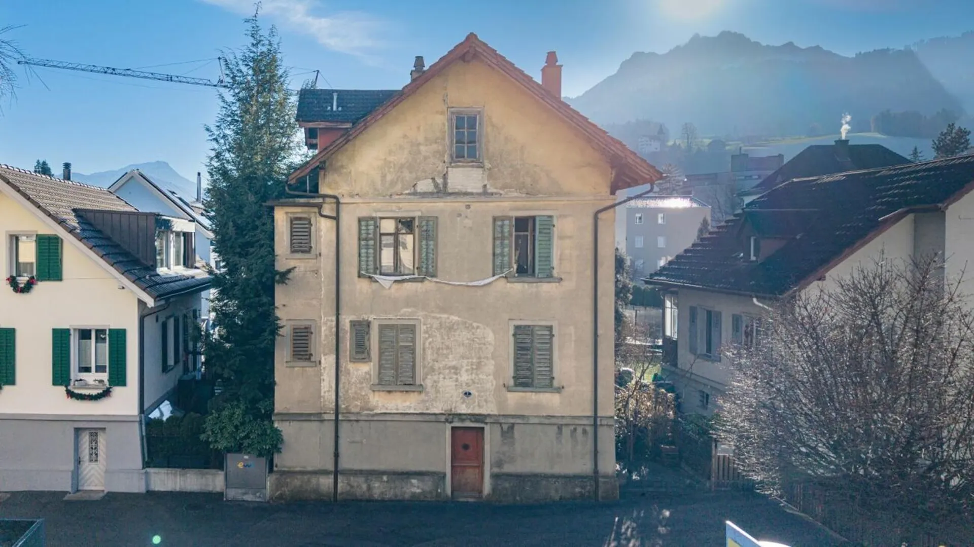 Wohnhaus mit Entwicklungspotenzial an Zentrumslage