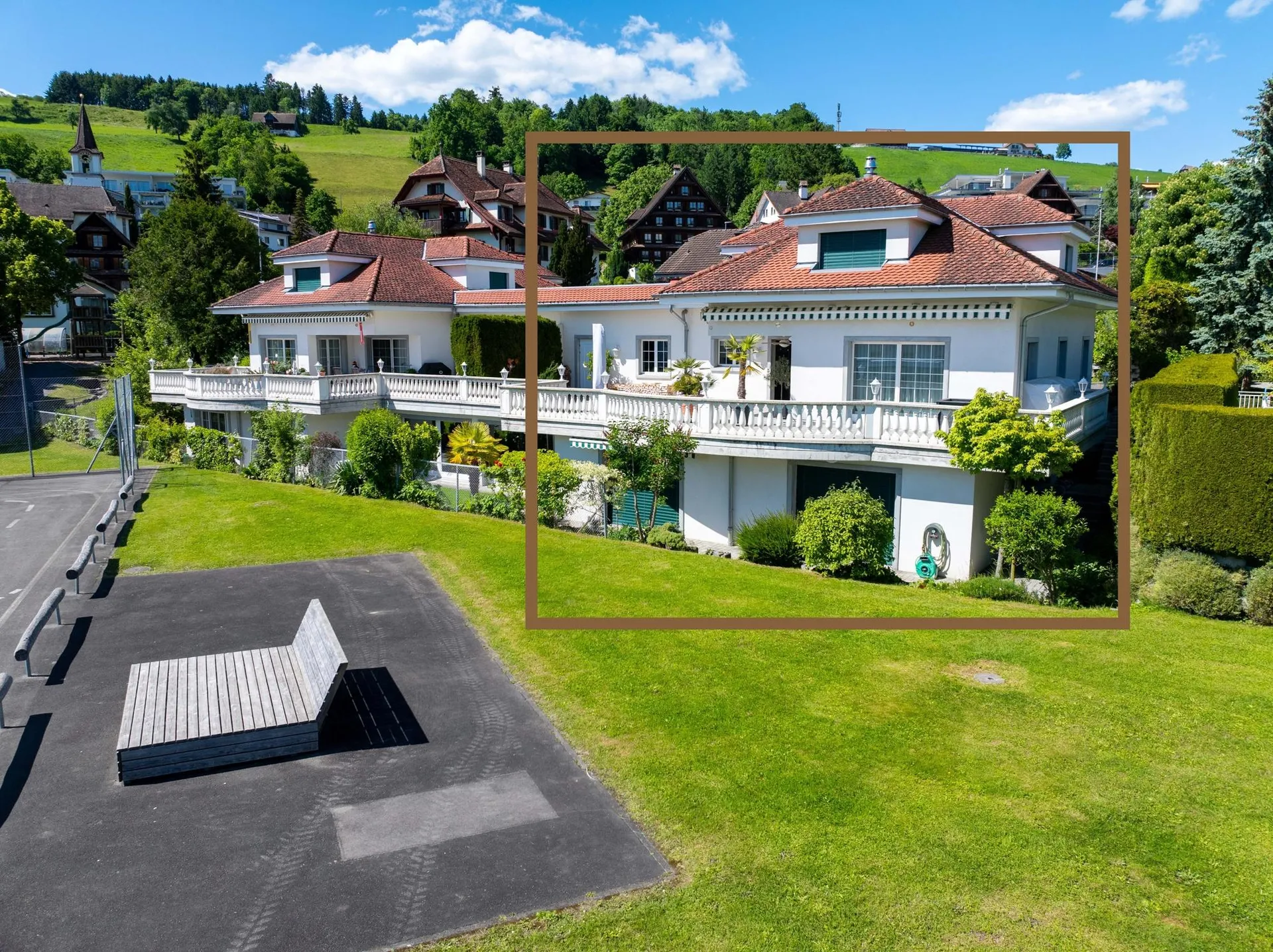Grosszügige Villa mit 7.5 Zimmern und Hallenbad